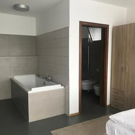 River View 3*