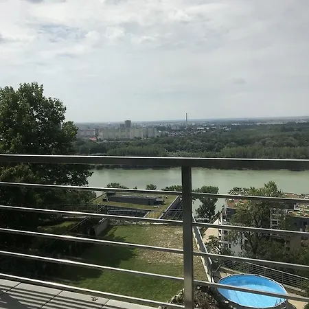 Hotel River View