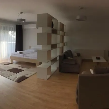 Hotel River View 3*