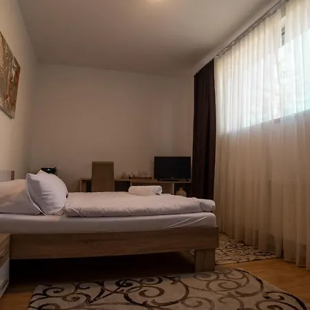 River View 3*